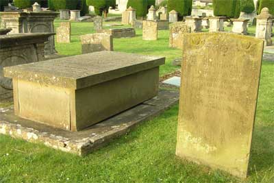 photo of tombstone